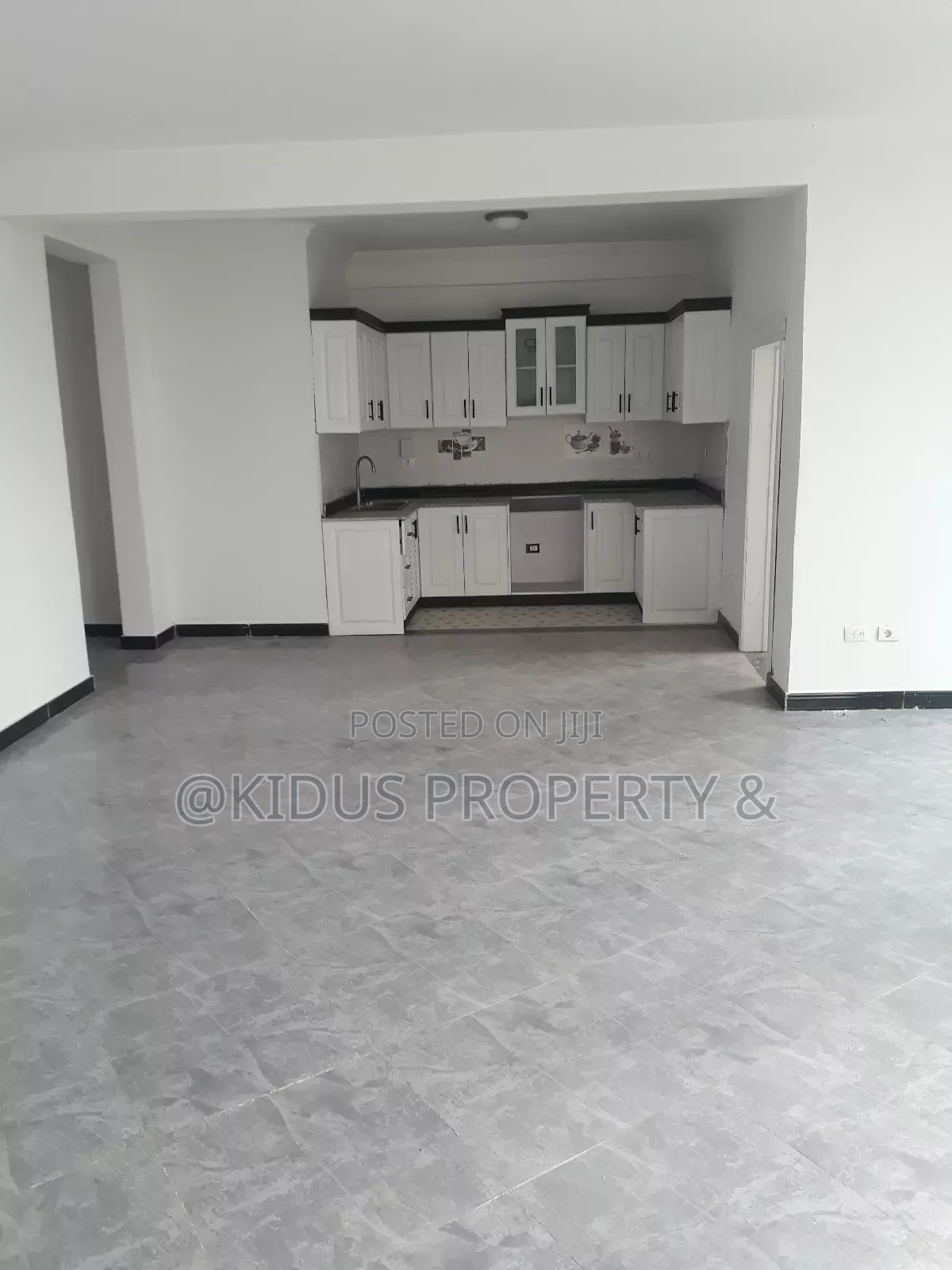 2bdrm Apartment in Golf Clubs, Nifas Silk-Lafto for rent