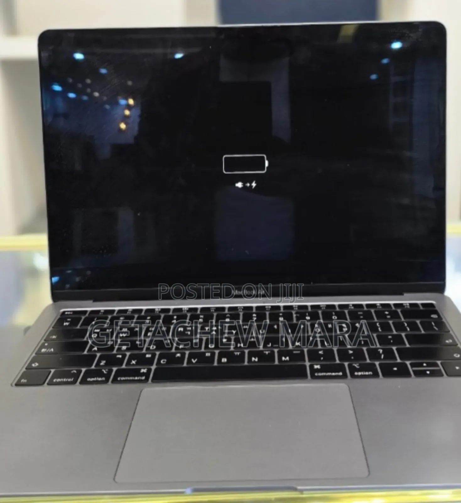New Laptop Apple MacBook Pro 2019 16GB Intel Core I5 SSD 512GB