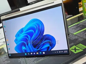 New Laptop Lenovo Yoga 9i 16GB Intel Core I7 SSD 1T