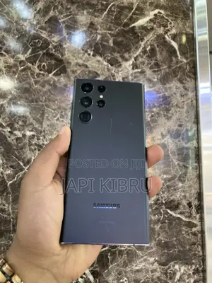 Photo - New Samsung Galaxy S22 Ultra 128 GB Black