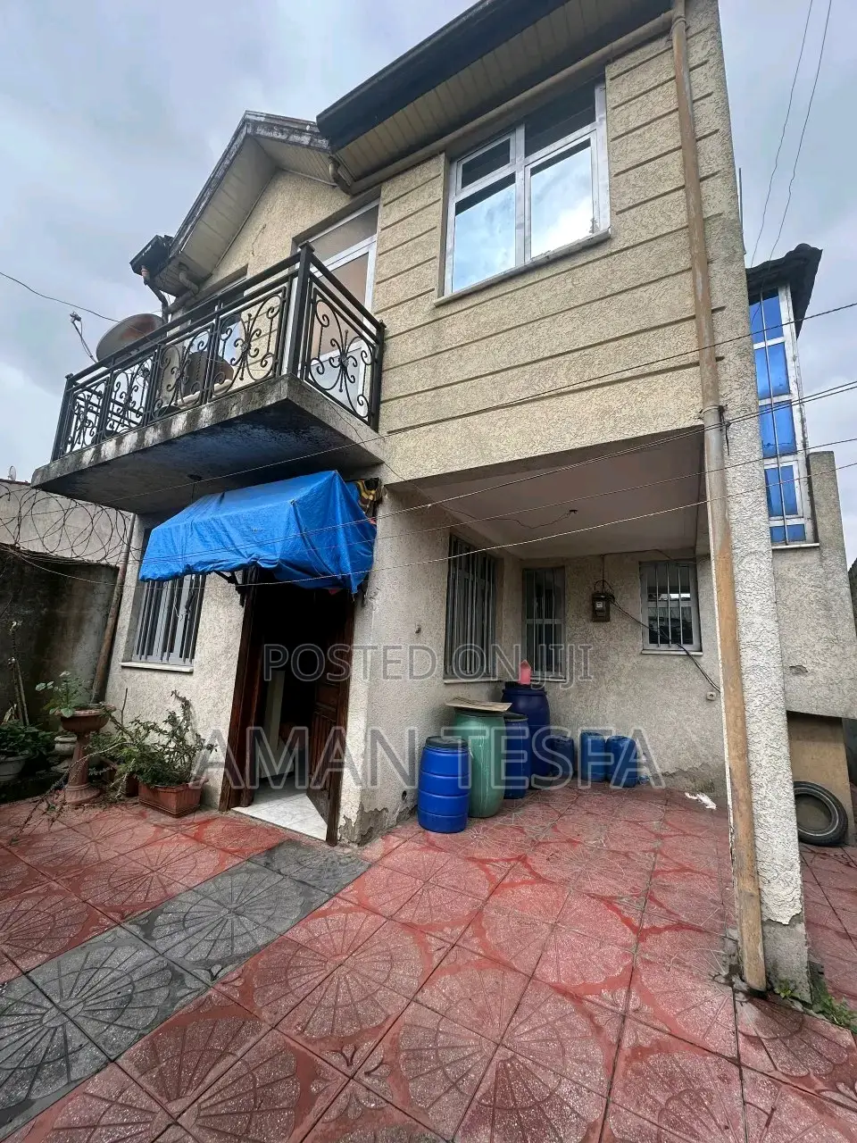 Furnished 3bdrm Villa in Lideta for sale