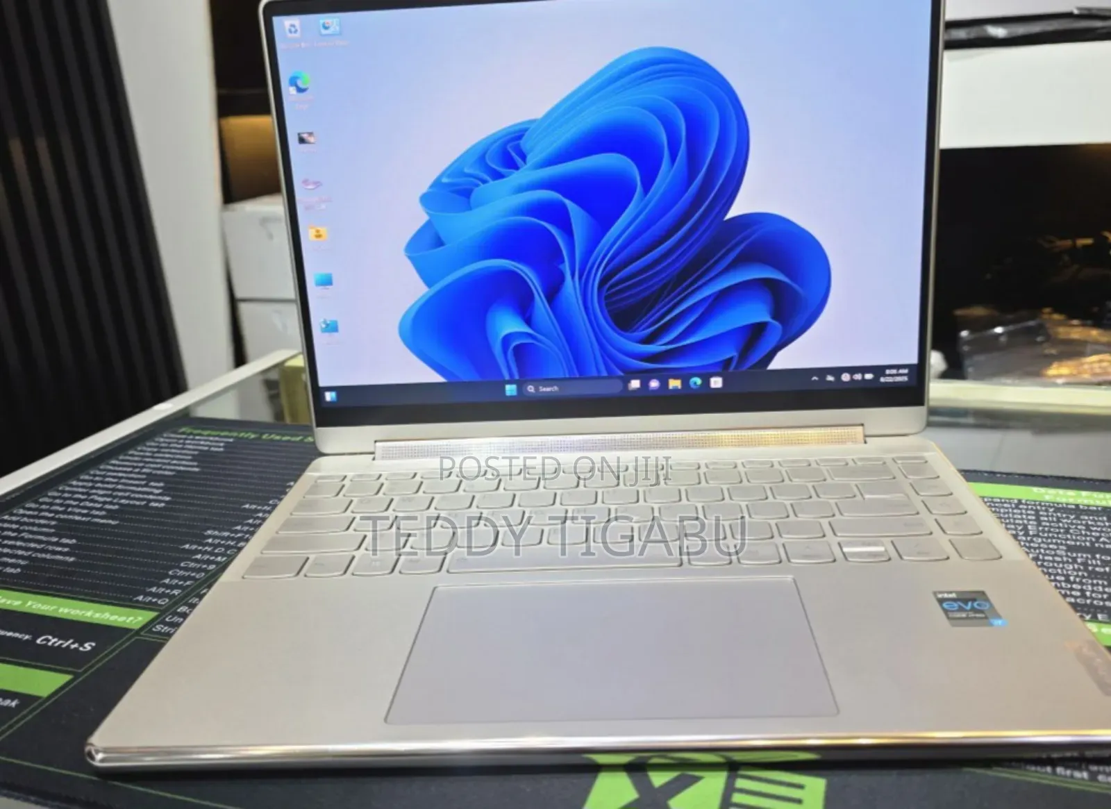 New Laptop Lenovo Yoga 9i 16GB Intel Core I7 SSD 1T