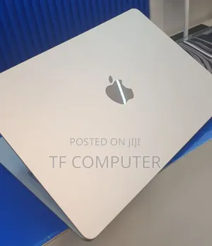 New Laptop Apple MacBook Air 2025 M4 13-Inch 16GB Apple M4 SSD 256GB