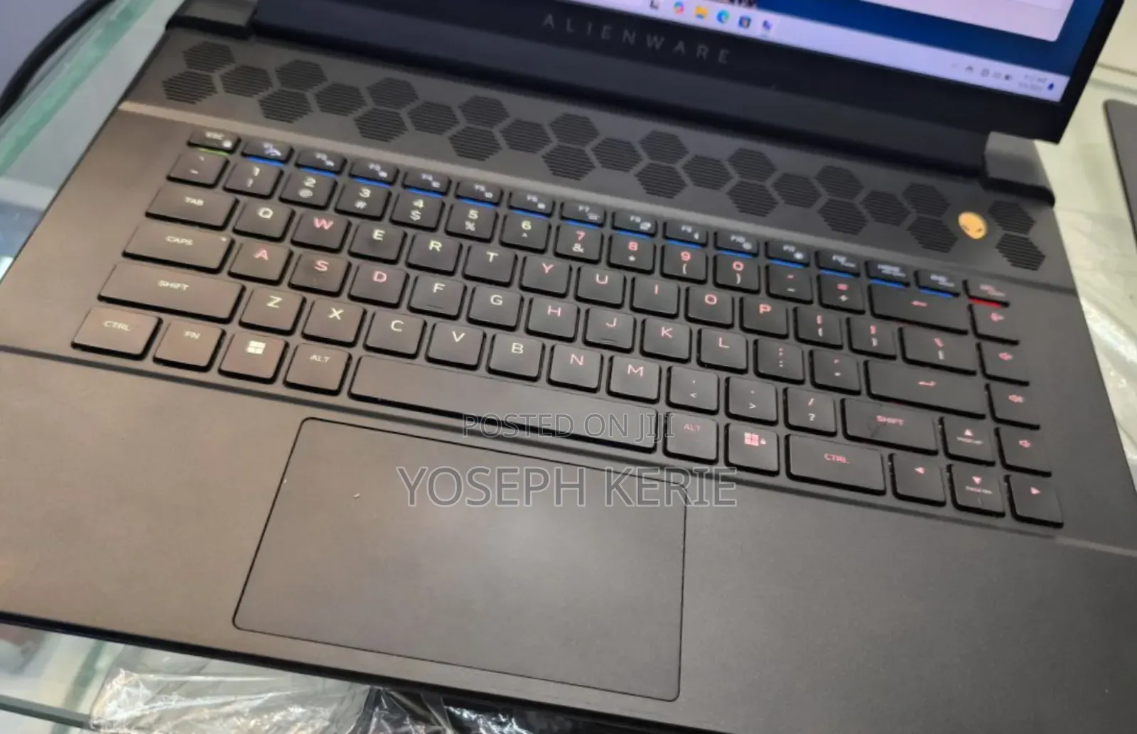 New Laptop Alienware M17x R2 32GB Intel Core I9 SSD 1T