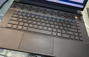 New Laptop Alienware M17x R2 32GB Intel Core I9 SSD 1T
