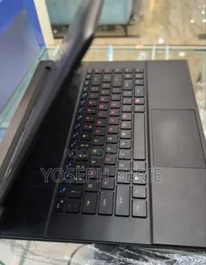New Laptop Alienware M17x R2 32GB Intel Core I9 SSD 1T