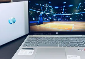 New Laptop HP Stream Notebook 8GB AMD Ryzen 5 SSD 512GB