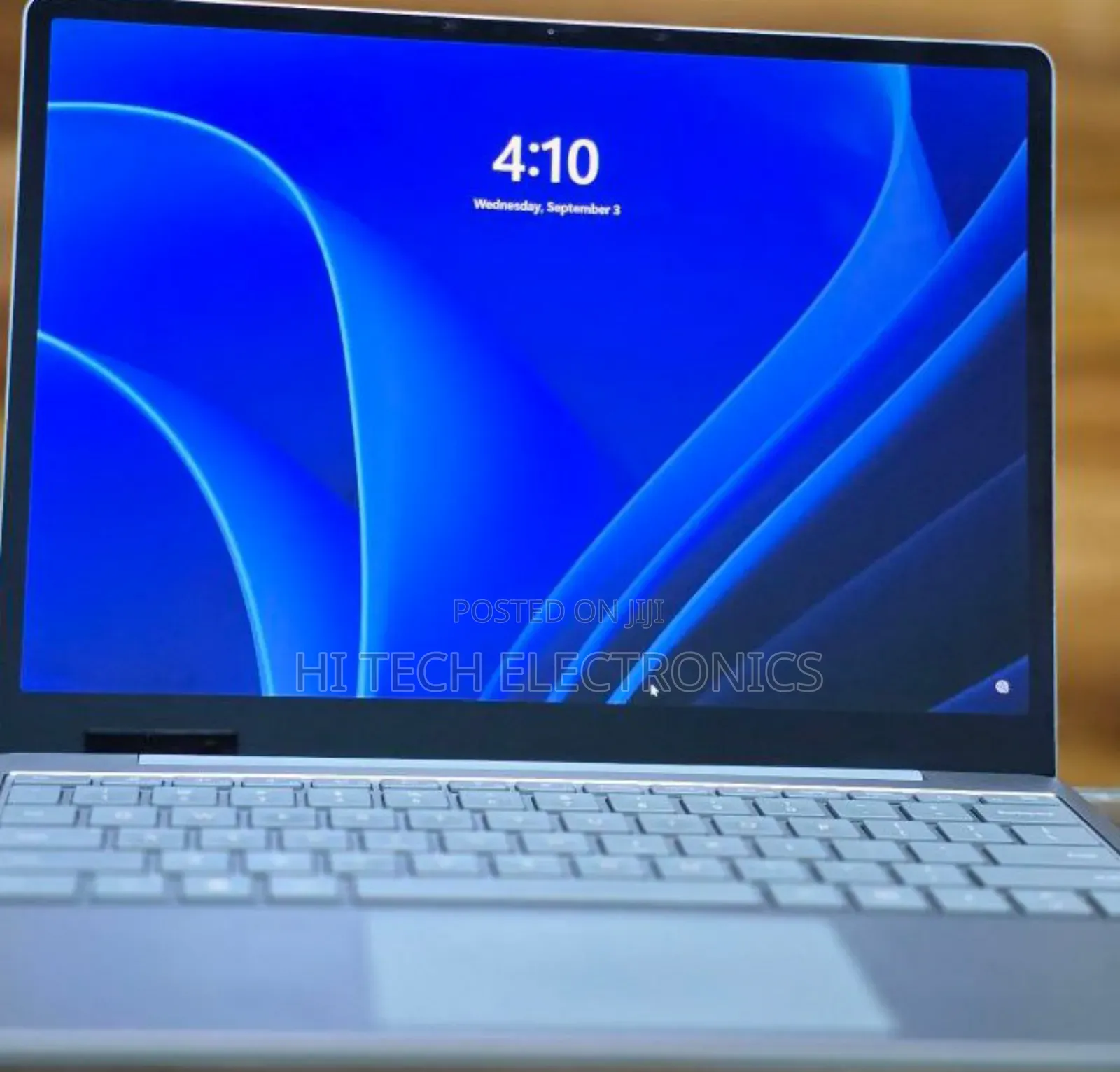 New Laptop Microsoft Surface 8GB Intel Core I5 SSD 256GB