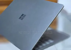 New Laptop Microsoft Surface 8GB Intel Core I5 SSD 256GB