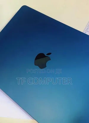 New Laptop Apple MacBook Air 2022 M2 8GB Apple M2 SSD 256GB