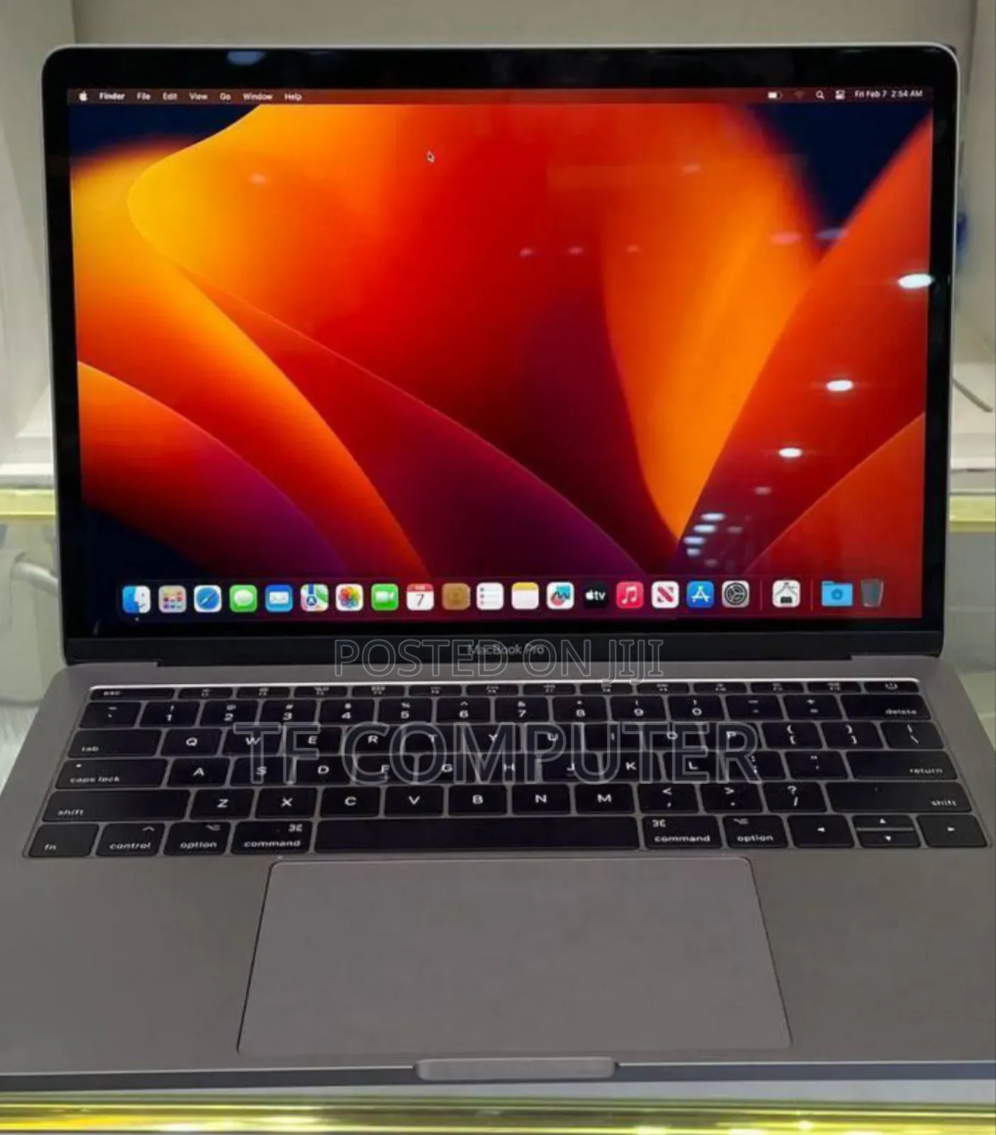 New Laptop Apple MacBook Pro 2017 16GB Intel Core I5 SSD 512GB