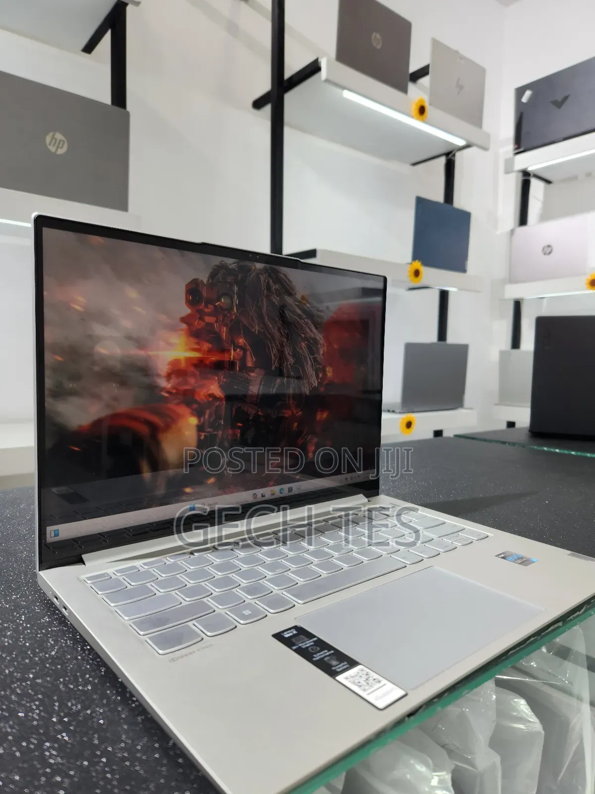 New Laptop Lenovo Yoga 7i 16GB Intel Core I7 SSD 512GB