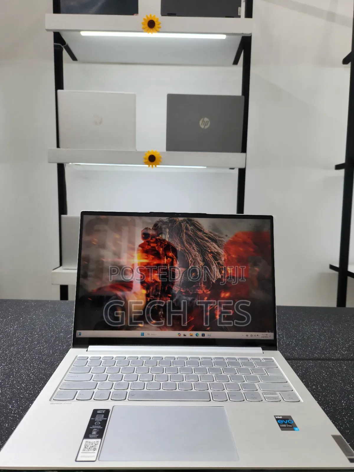 New Laptop Lenovo Yoga 7i 16GB Intel Core I7 SSD 512GB