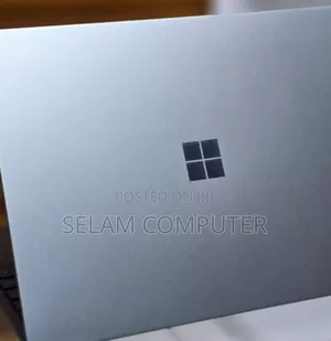 New Laptop Microsoft Surface 8GB Intel Core I5 SSD 256GB