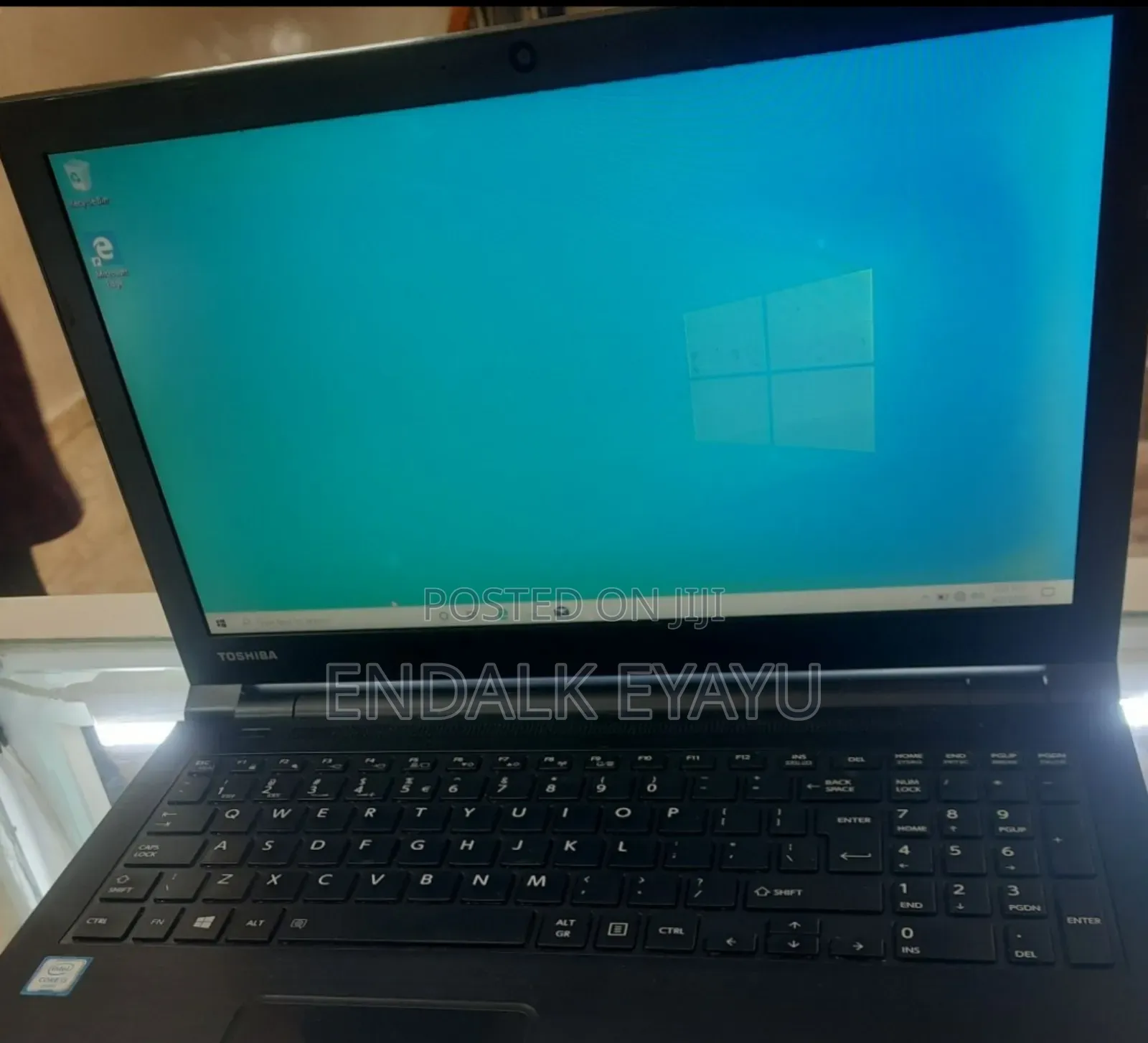 Laptop Toshiba Satellite Pro P300 4GB Intel Core I5 SSD 1T