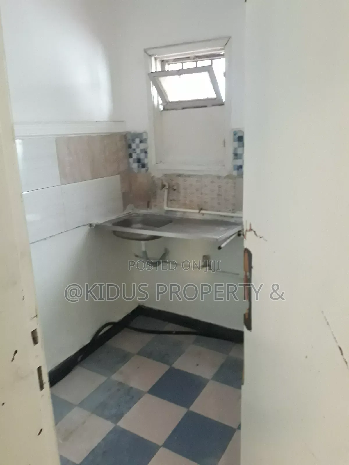 2bdrm House in Bisrate Gebreaele, Nifas Silk-Lafto for rent