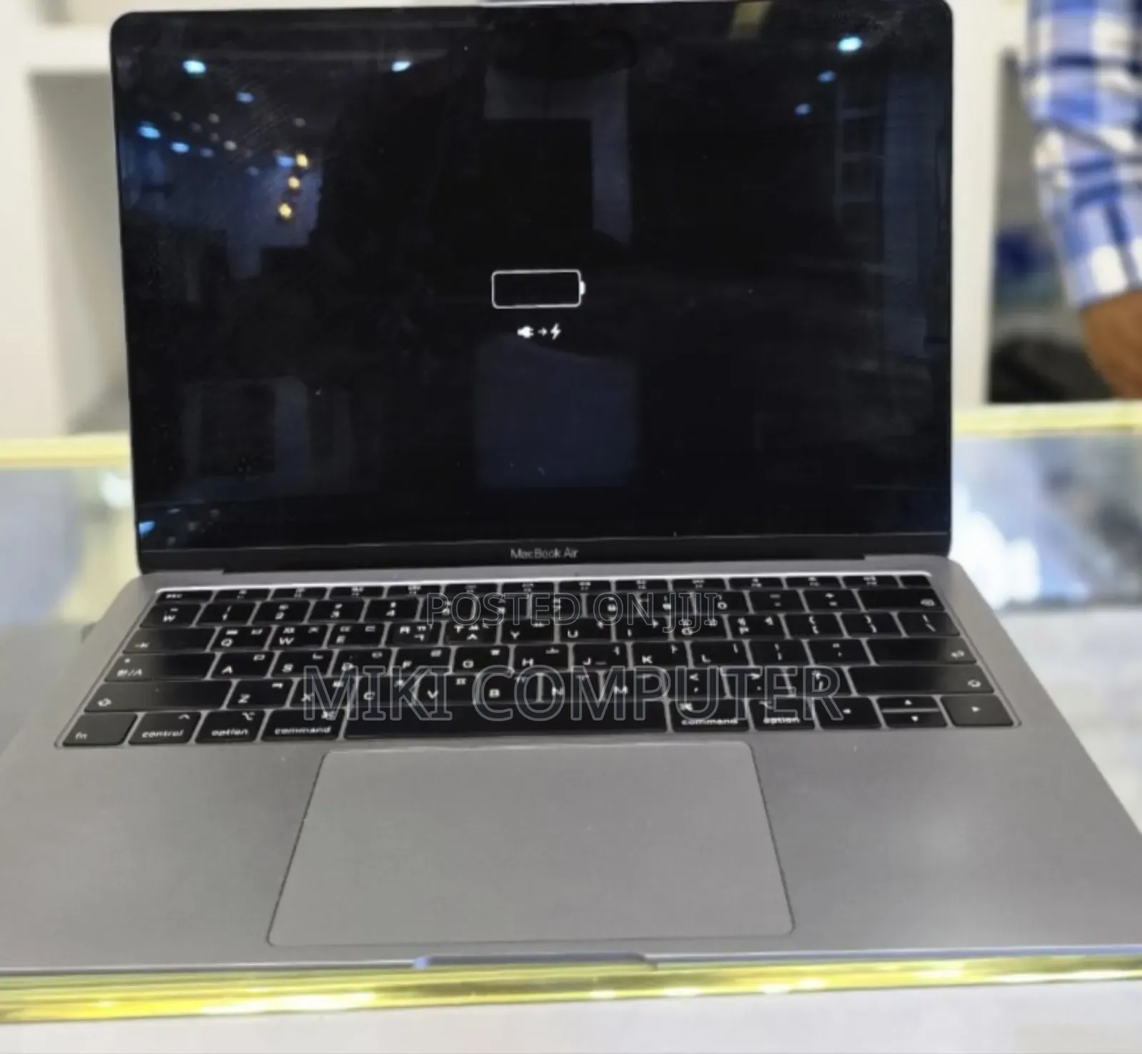 New Laptop Apple MacBook Air 2019 16GB Intel Core I5 SSD 512GB