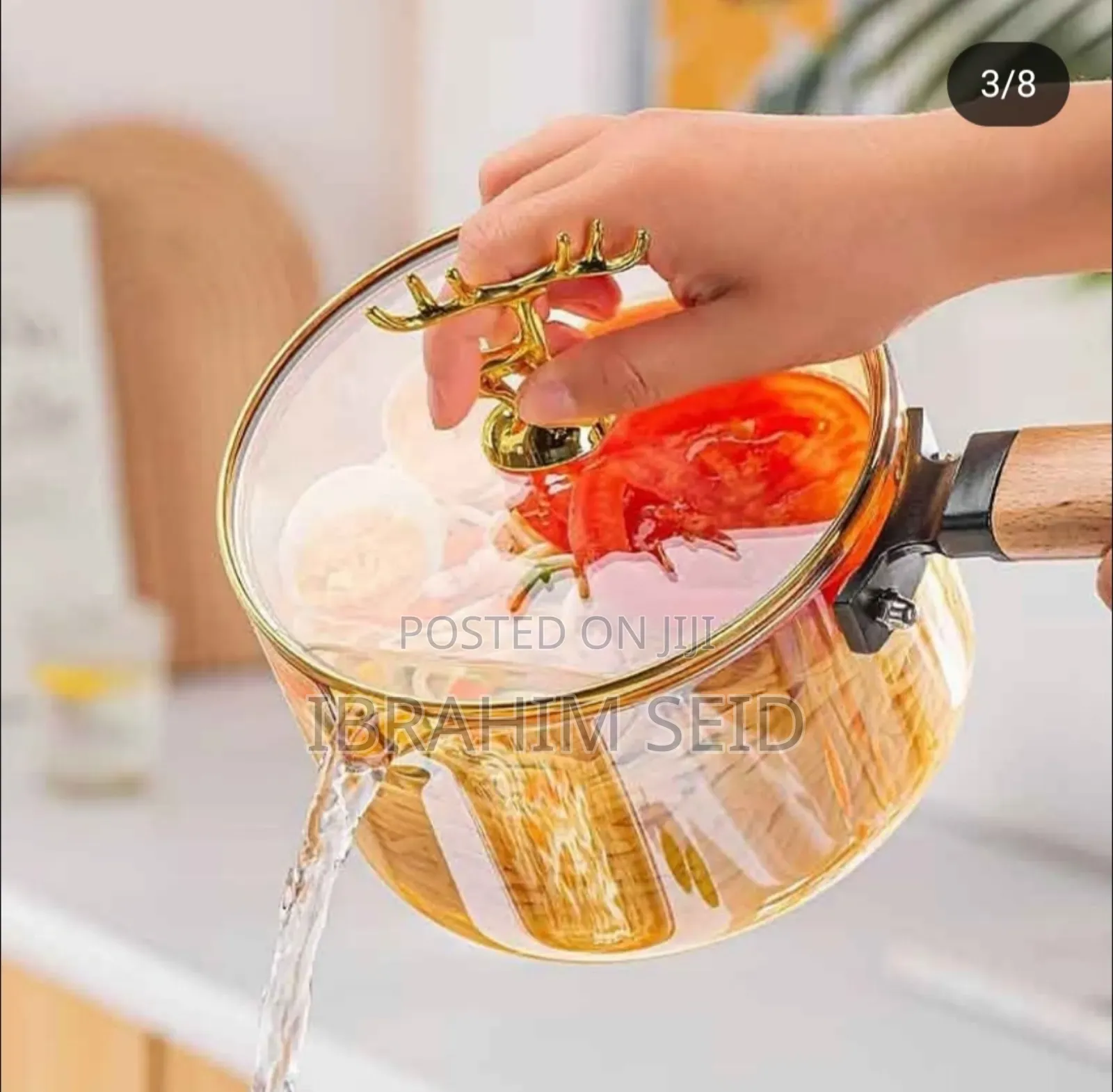 Single-Handled Soup Pot Made of High Boron Glass, With a Capacity 3.5l