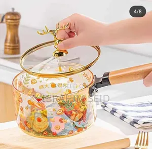 Single-Handled Soup Pot Made of High Boron Glass, With a Capacity 3.5l