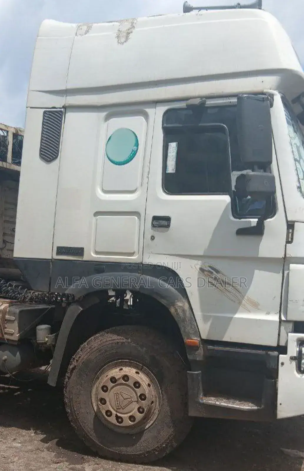 Sino 371hp ሀይቤድ ከነጋሪው •2015 •