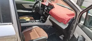 Toyota Veloz 1.5 CVT FWD 2023 Silver