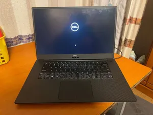 Laptop Dell Precision 5540 16GB Intel Core I7 SSD 512GB