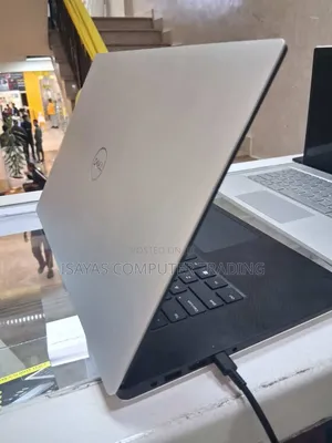 New Laptop Dell Inspiron 15 16GB Intel Core I7 HDD+SSD 512GB