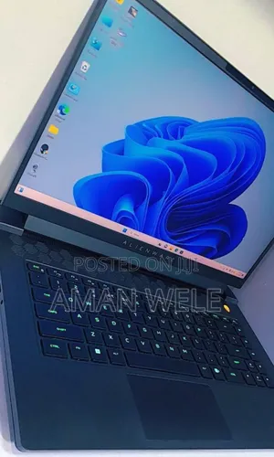 Photo - New Laptop Dell Alienware M16 16GB Intel Core I9 SSD 1T