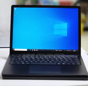 New Laptop Microsoft Surface 16GB Intel Core I7 SSD 512GB
