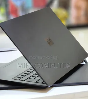 New Laptop Microsoft Surface 16GB Intel Core I7 SSD 512GB