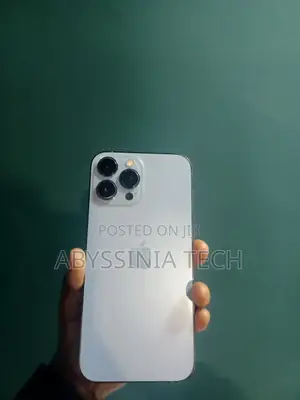 Photo - Apple iPhone 13 Pro Max 128 GB White