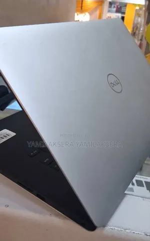 Photo - New Laptop Dell Precision 15 M5510 16GB Intel Core I9 SSD 512GB