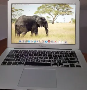 New Laptop Apple MacBook Air 2011 4GB Intel Core I5 SSD 128GB