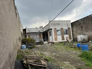 3bdrm House in Ayer Tena(አየር ጤና), Nifas Silk-Lafto for sale