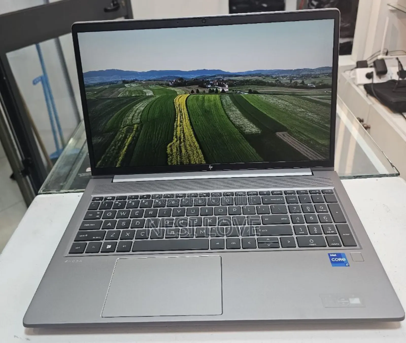 New Laptop HP ZBook 15 32GB Intel Core I7 SSD 512GB