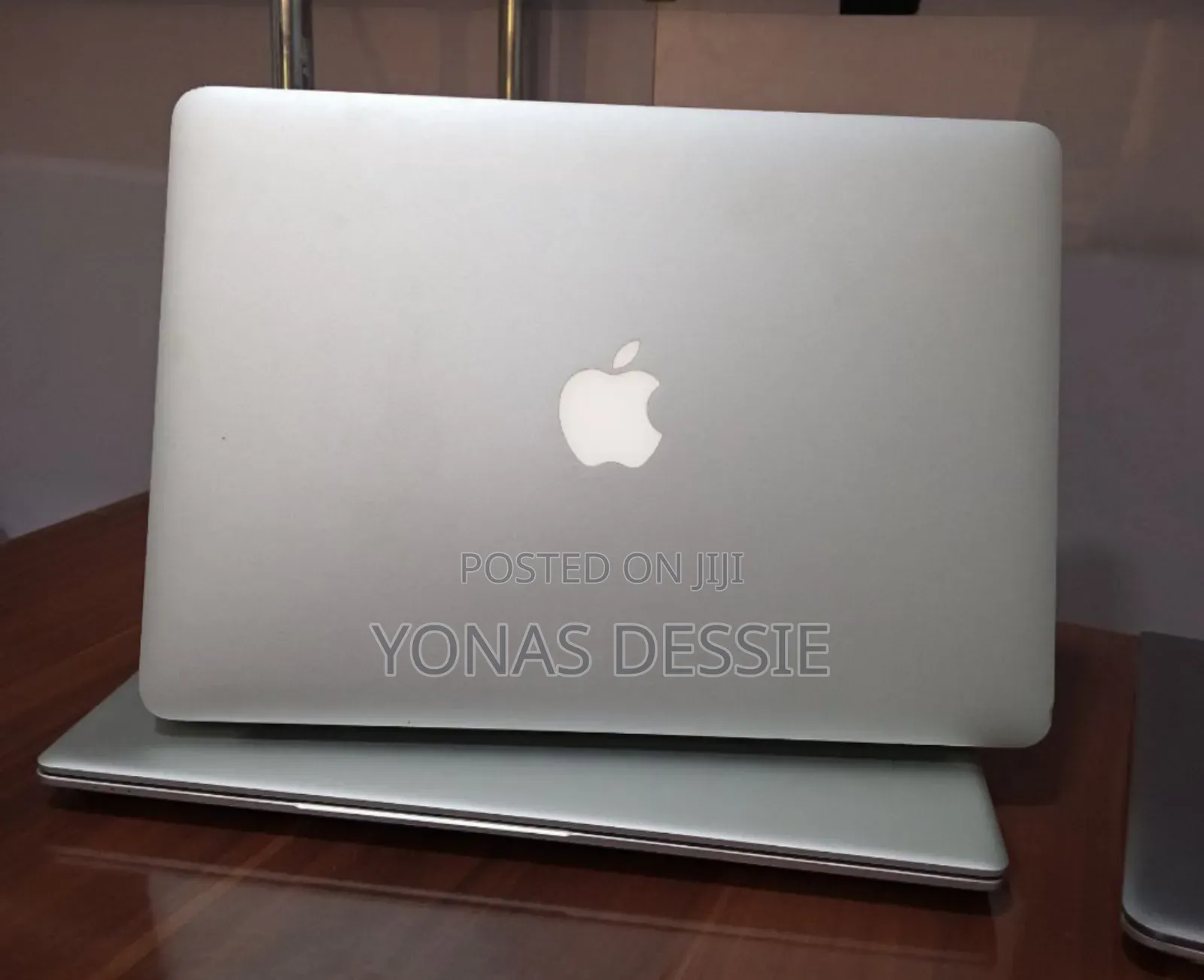 Laptop Apple MacBook Air 2011 4GB Intel Core I5 SSD 128GB