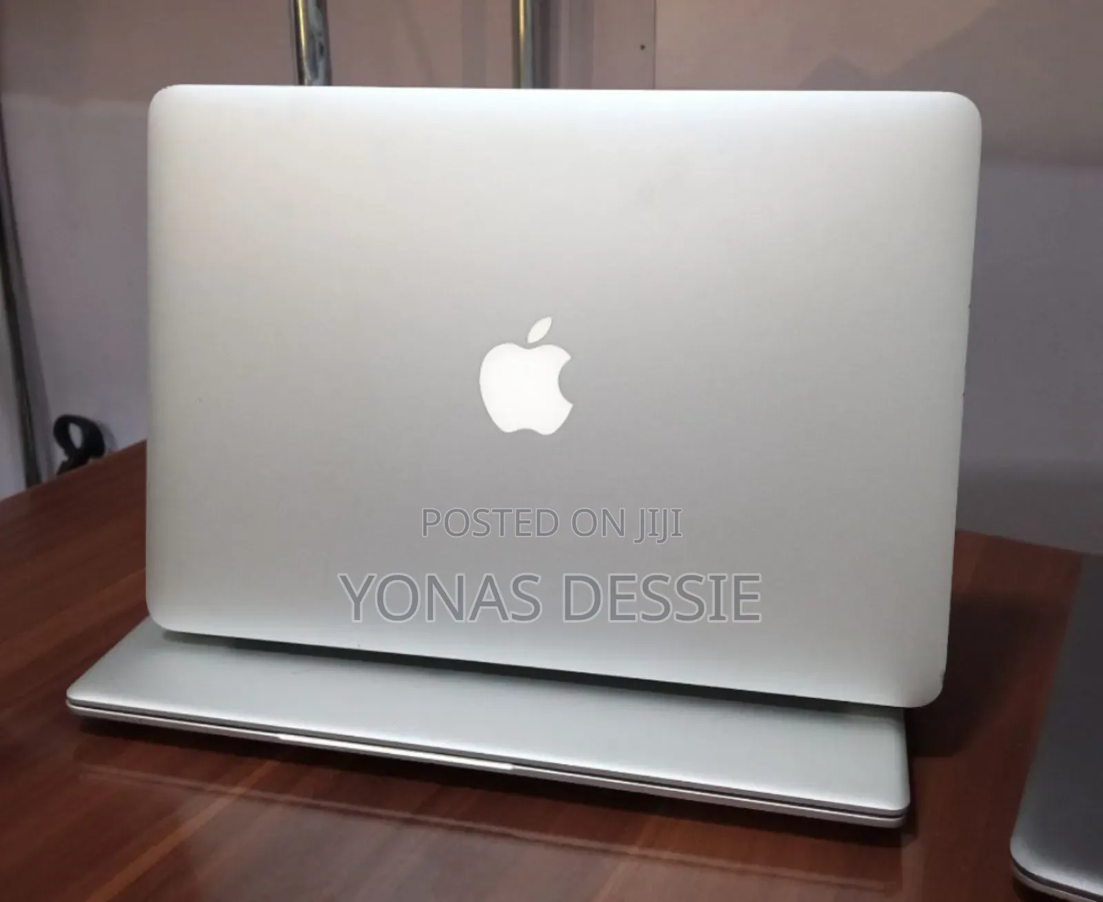 Laptop Apple MacBook Air 2011 4GB Intel Core I5 SSD 128GB