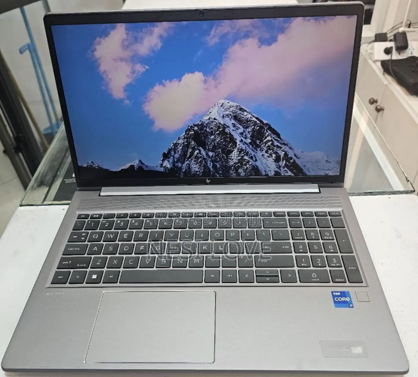 New Laptop HP ZBook 15 32GB Intel Core I7 SSD 512GB