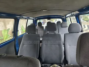 Toyota HiAce 2009 Blue