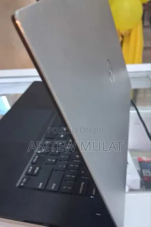 New Laptop Dell Inspiron 15 16GB Intel Core I7 SSD 512GB