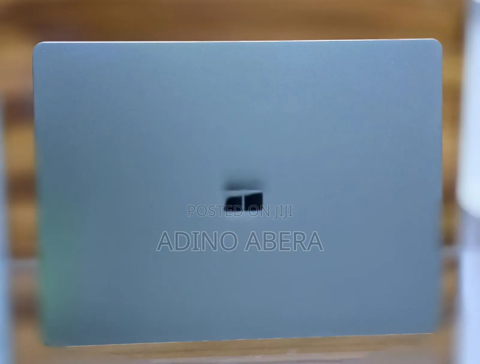 New Laptop Microsoft Surface 8GB Intel Core I5 SSD 256GB