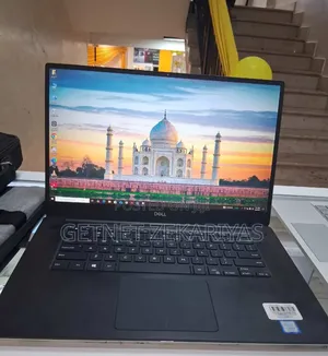 Photo - New Laptop Dell Precision 15 5540 16GB Intel Core I7 SSD 512GB