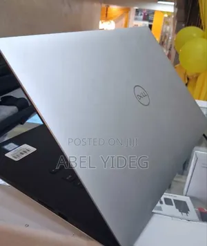 New Laptop Dell Precision 7710 16GB Intel Core I7 SSD 512GB