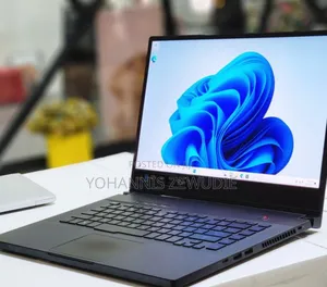 New Laptop Asus ROG Zephyrus G15 16GB Intel Core I7 SSD 512GB