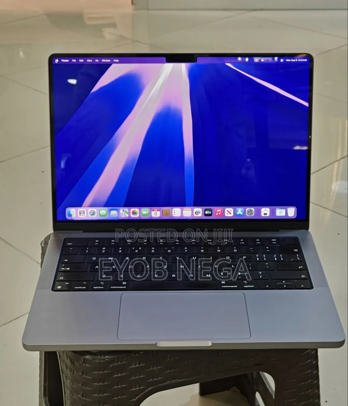 New Laptop Apple MacBook Pro M1 16GB Apple M1 Pro SSD 1T