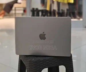 New Laptop Apple MacBook Pro M1 16GB Apple M1 Pro SSD 1T