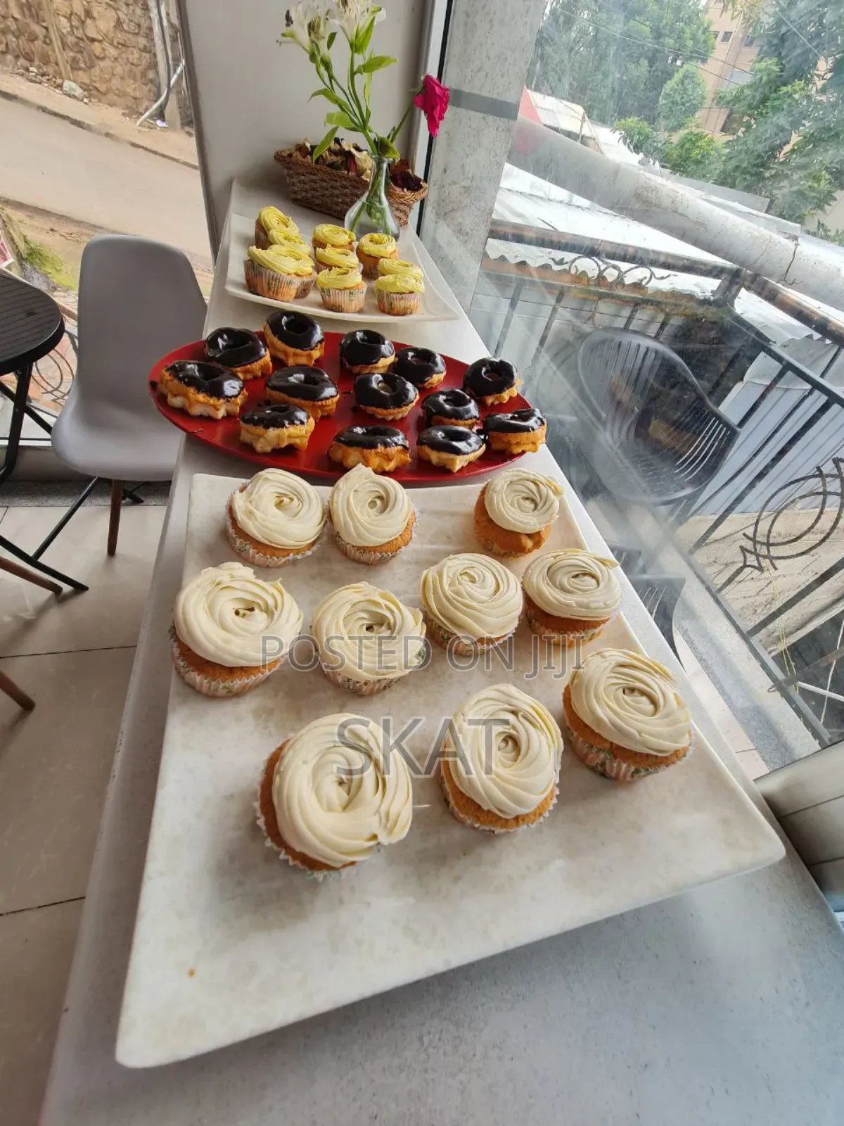 Custrad and Chocolate Custrad Cake for Order