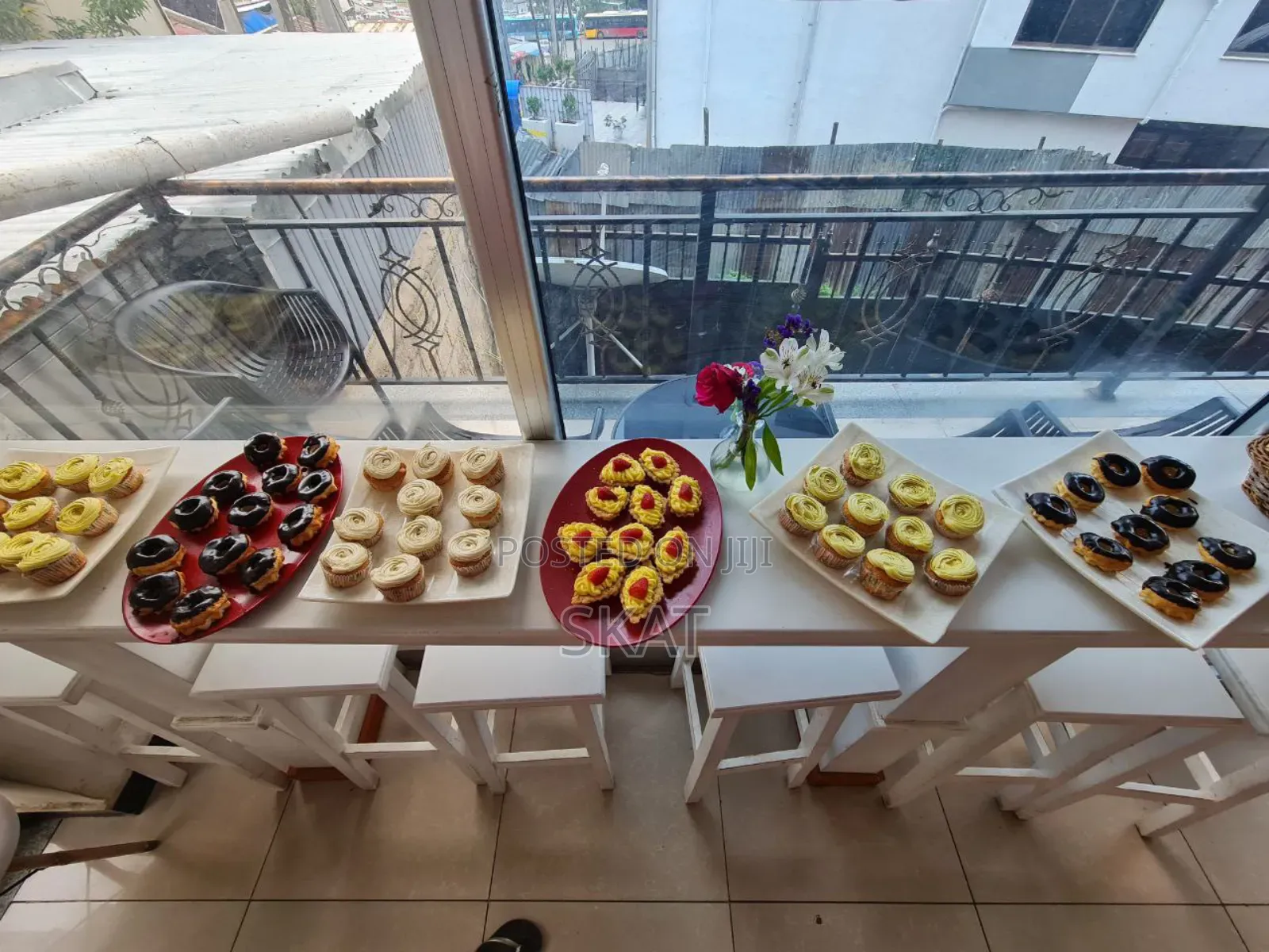 Custrad and Chocolate Custrad Cake for Order