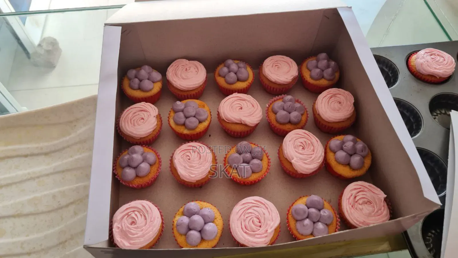 Custrad and Chocolate Custrad Cake for Order