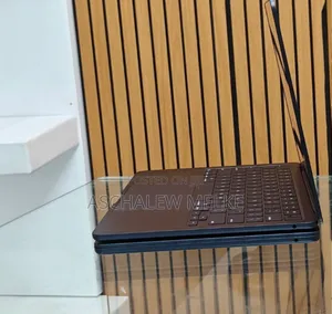 New Laptop Apple MacBook Air 2025 M4 13-Inch 16GB Apple M4 SSD 256GB